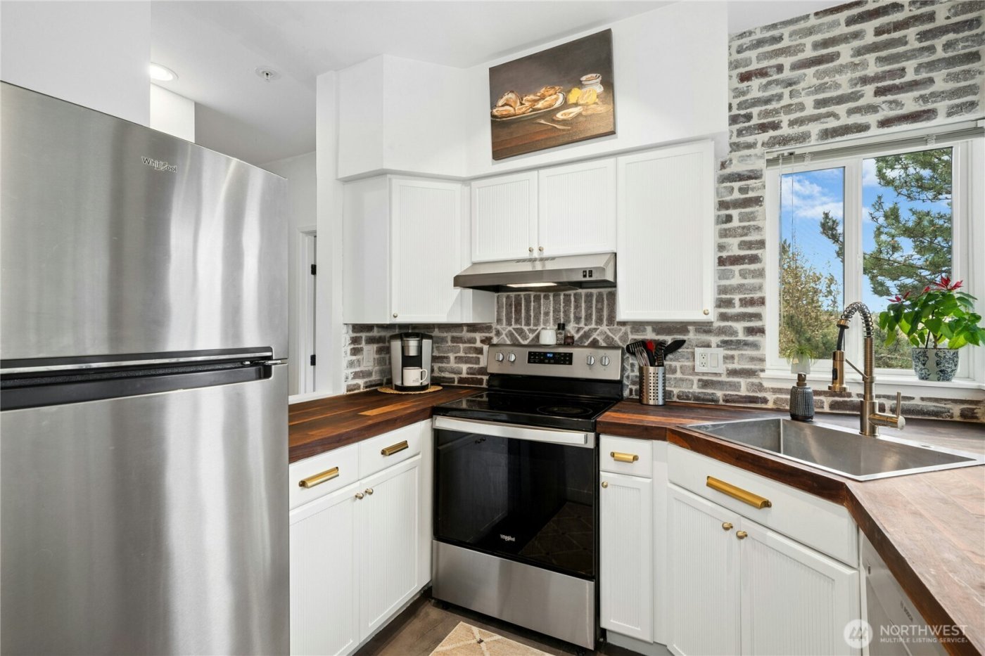 12012 NE 204th Place #C203, Bothell, WA 98011