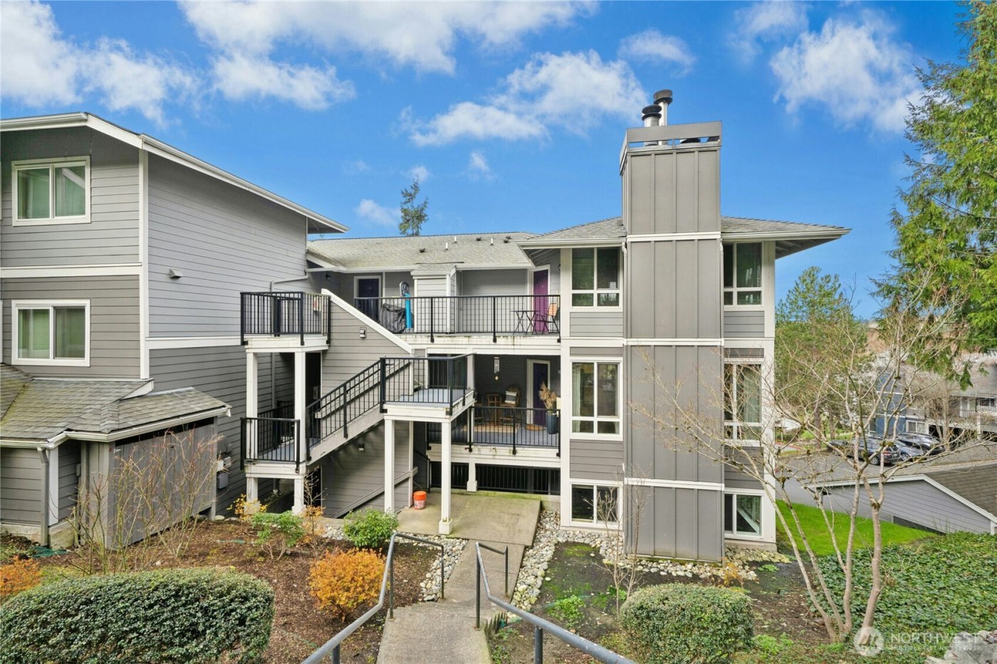 12012 NE 204th Place #C203, Bothell, WA 98011