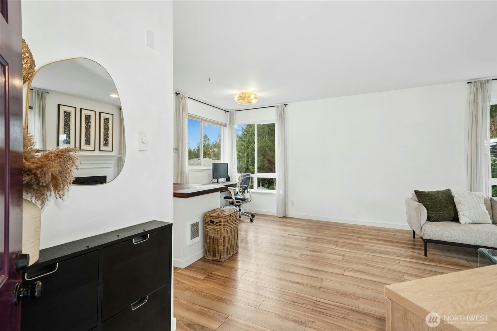 12012 NE 204th Place #C203, Bothell, WA 98011