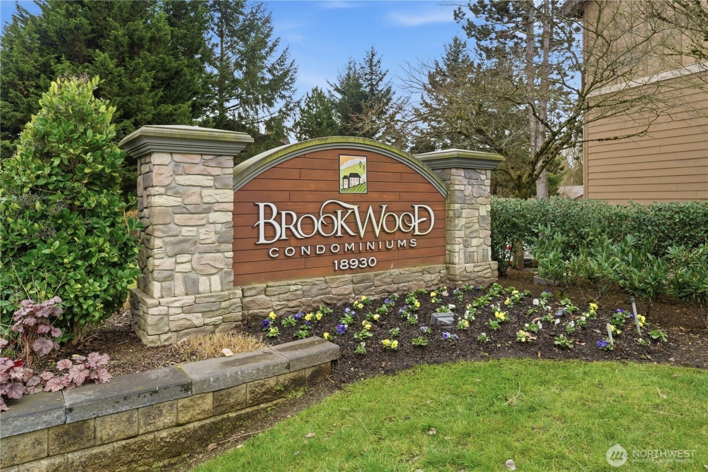 18930 Bothell-Everett Highway #G105, Bothell, WA 98012