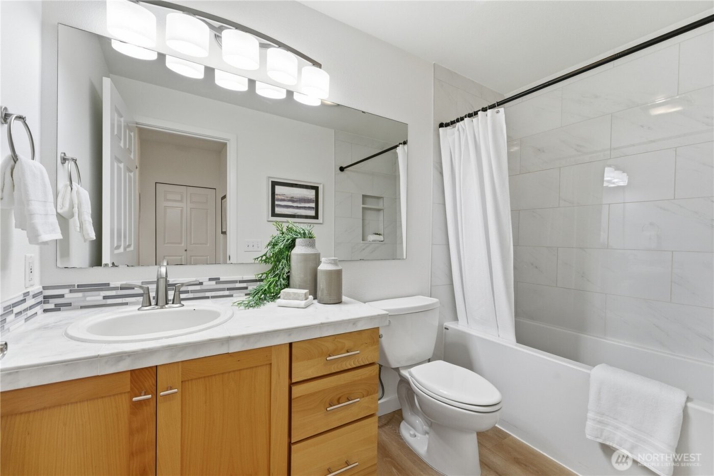 18930 Bothell-Everett Highway #G105, Bothell, WA 98012