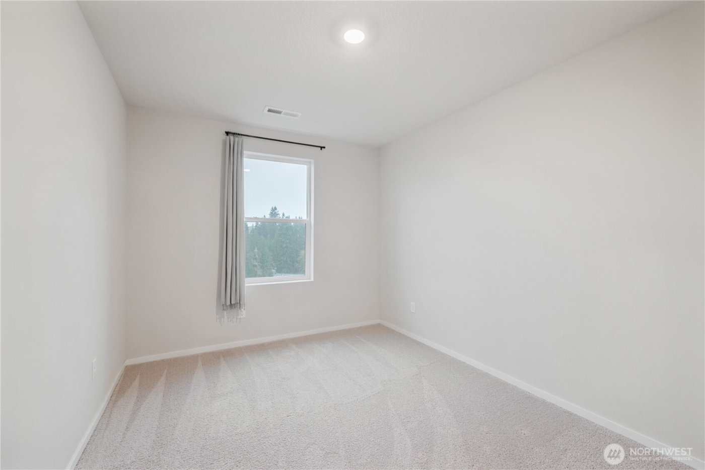 2800 N 3rd Way , Ridgefield, WA 98642