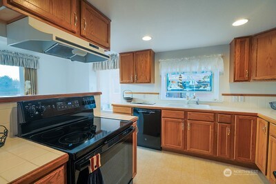 605 E Chance A La Mer NE , Ocean Shores, WA 98569