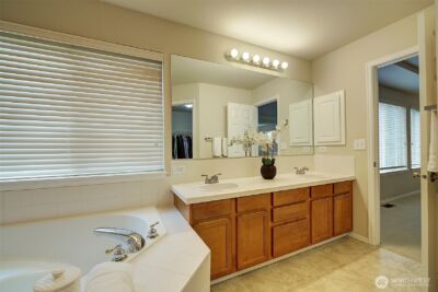 12152 Wilmington Way , Mukilteo, WA 98275 - Photo 32