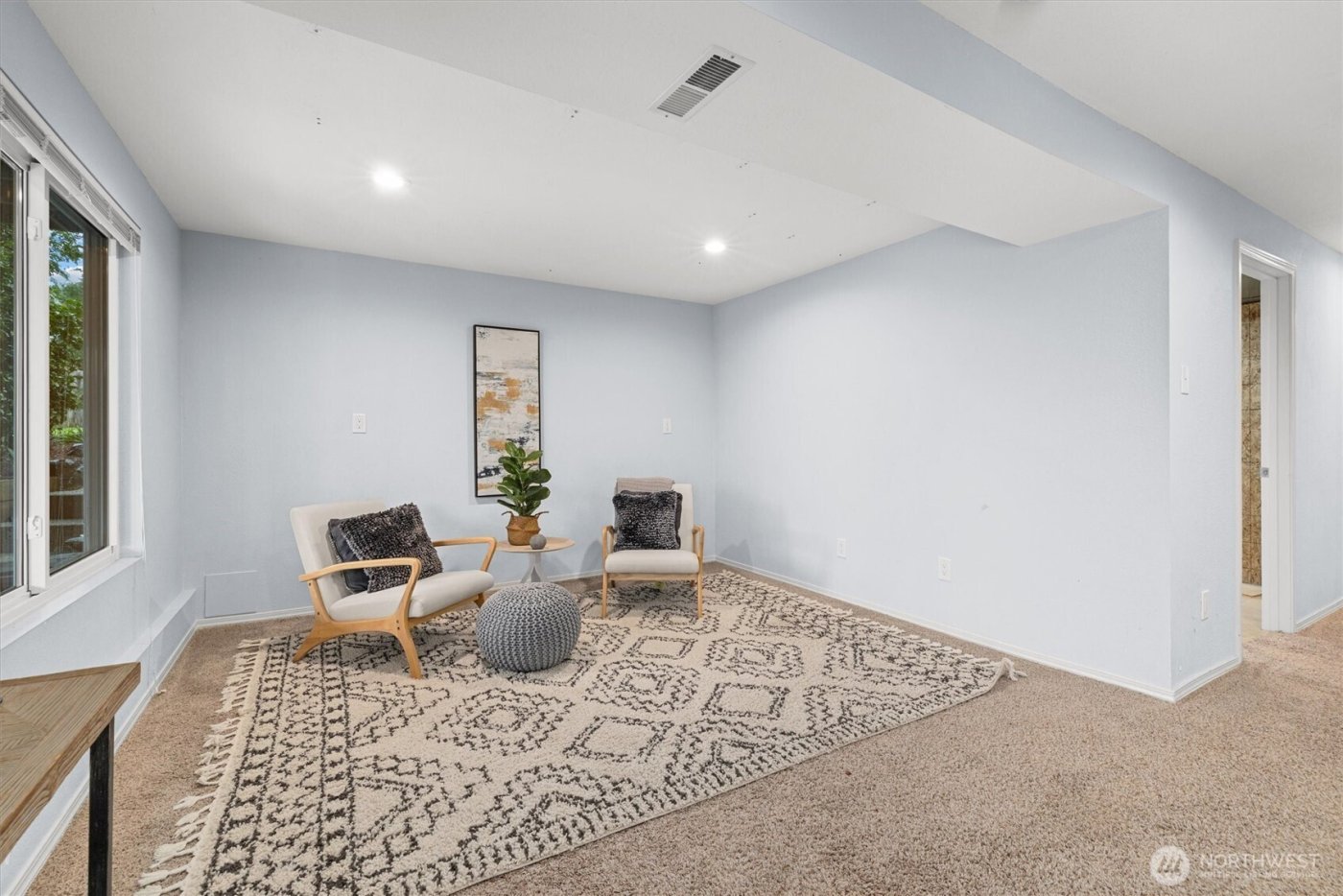 15919 NE 84th Avenue NE, Kenmore, WA 98028