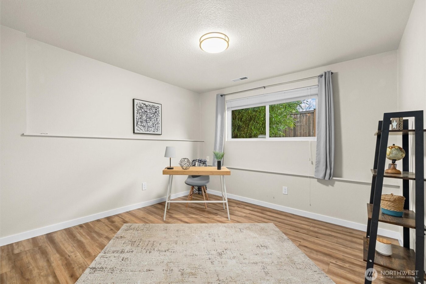 15919 NE 84th Avenue NE, Kenmore, WA 98028