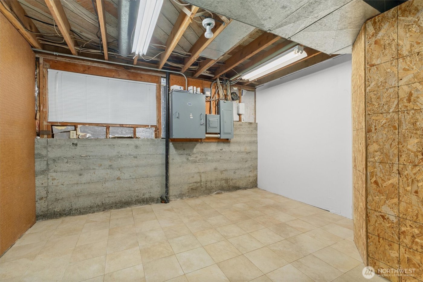 15919 NE 84th Avenue NE, Kenmore, WA 98028