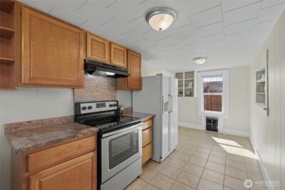 726 Methow Street , Wenatchee, WA 98801 - Photo 16