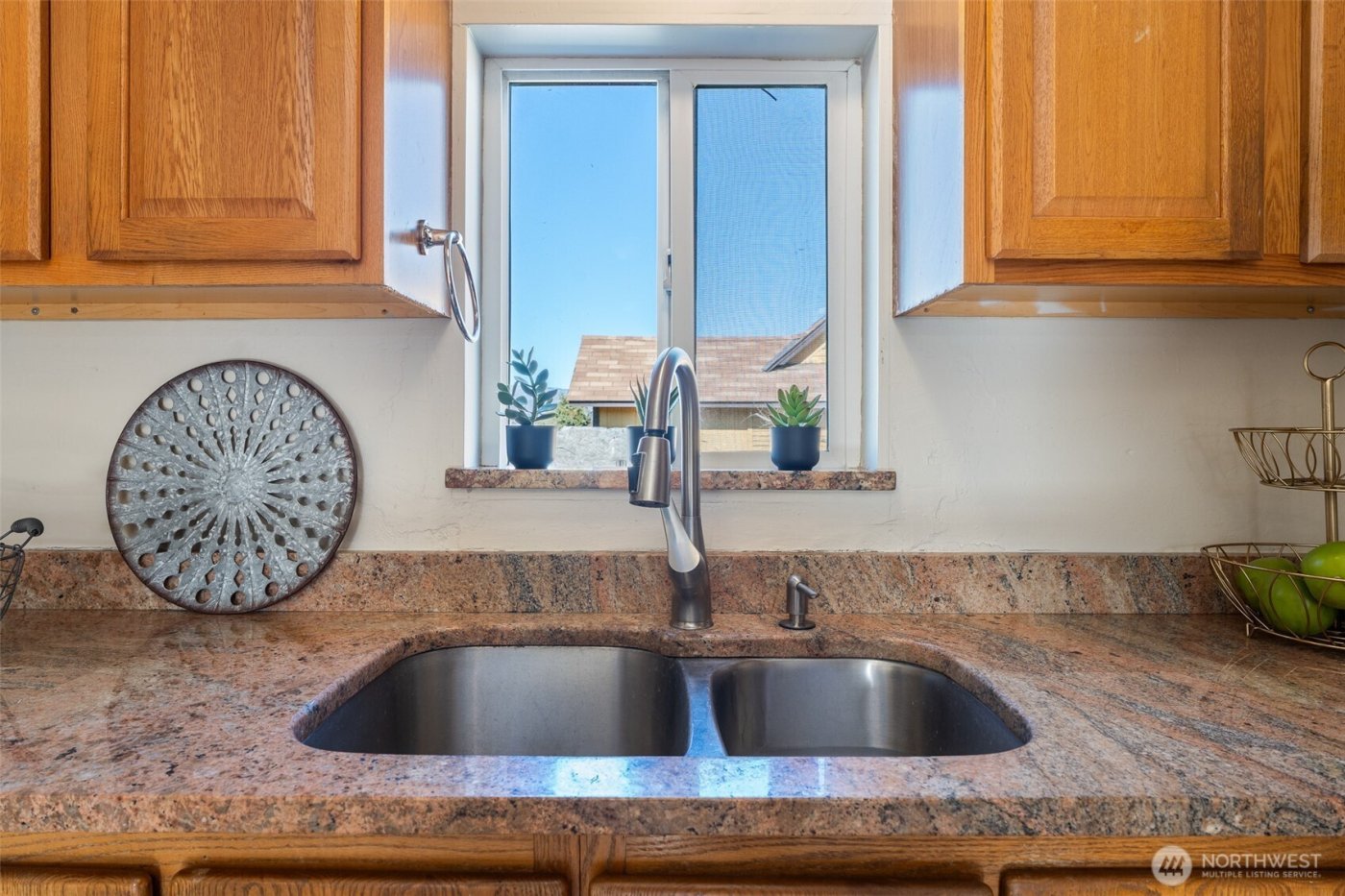 726 Methow Street , Wenatchee, WA 98801