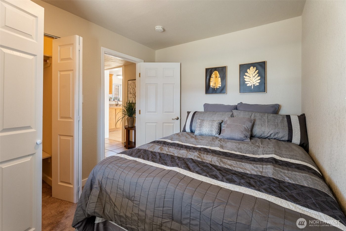 726 Methow Street , Wenatchee, WA 98801