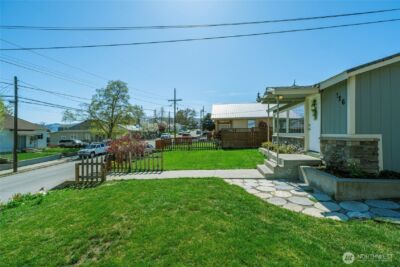 726 Methow Street , Wenatchee, WA 98801 - Photo 6
