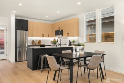 1459 22nd Avenue , Seattle, WA 98122 - Photo 4