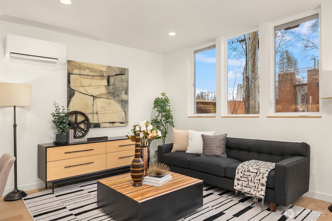 1459 22nd Avenue , Seattle, WA 98122