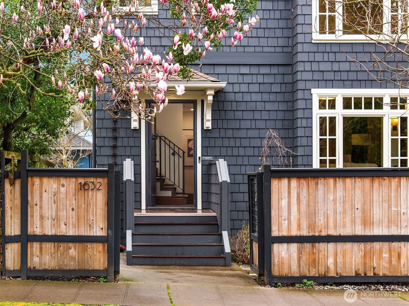 1632 35th Avenue , Seattle, WA 98122