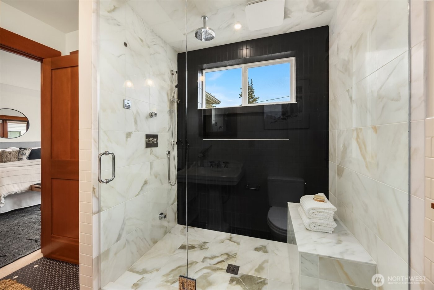 1632 35th Avenue , Seattle, WA 98122