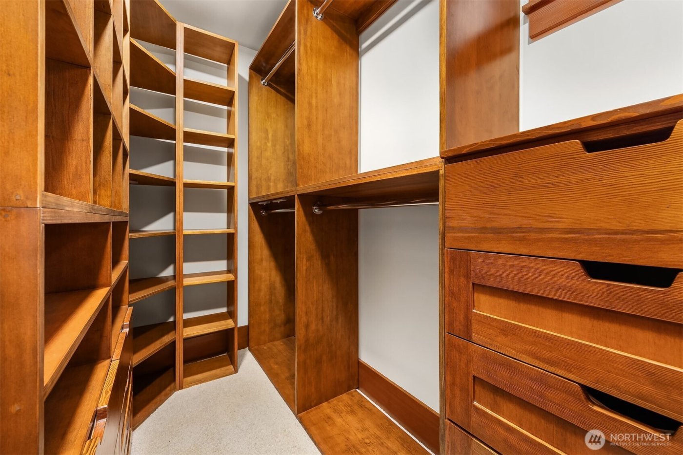 1632 35th Avenue , Seattle, WA 98122