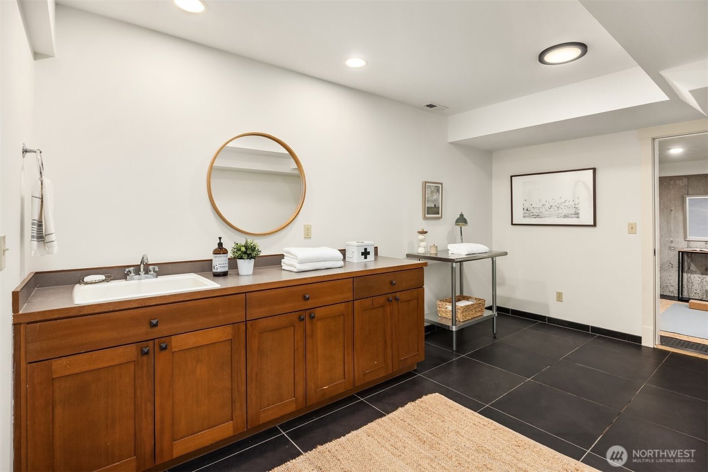 1632 35th Avenue , Seattle, WA 98122