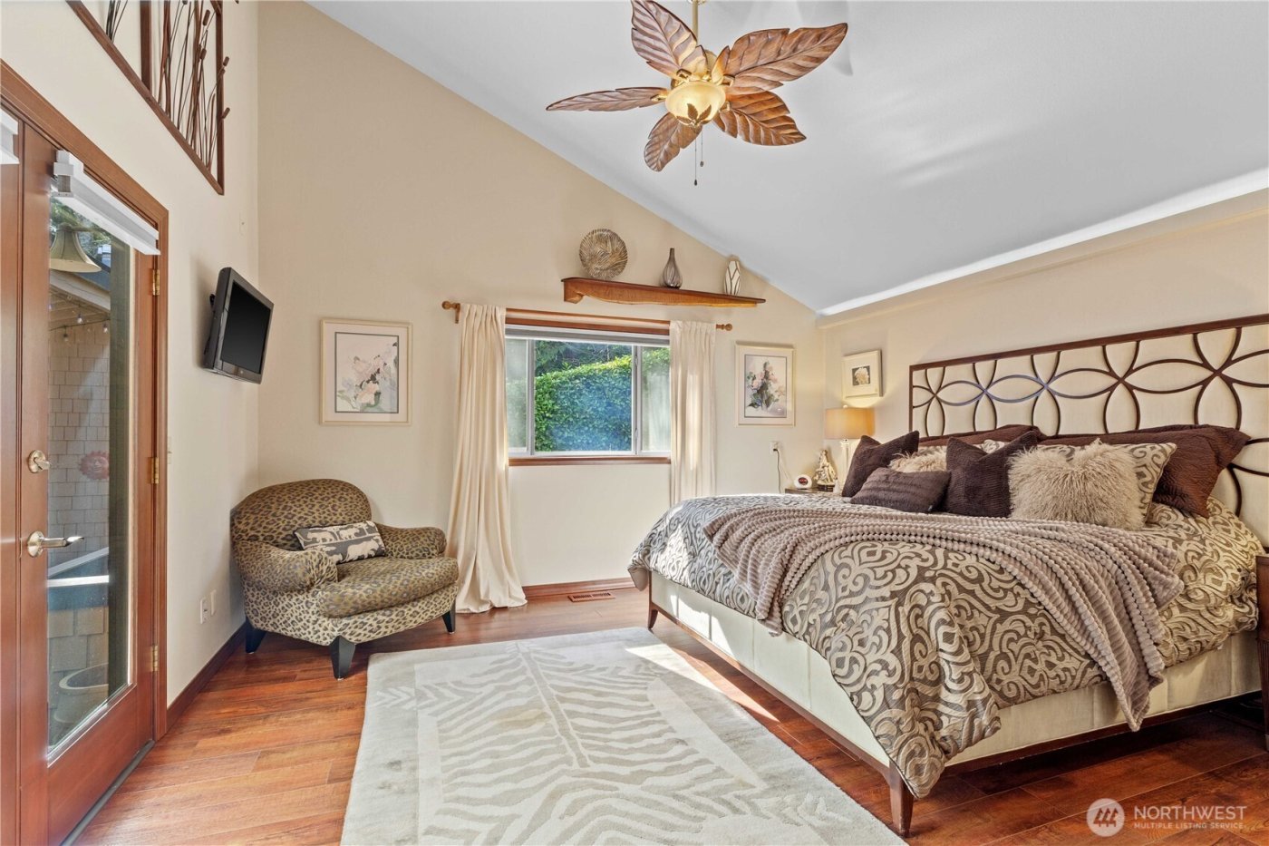 5412 175th Avenue Ct E, Lake Tapps, WA 98391