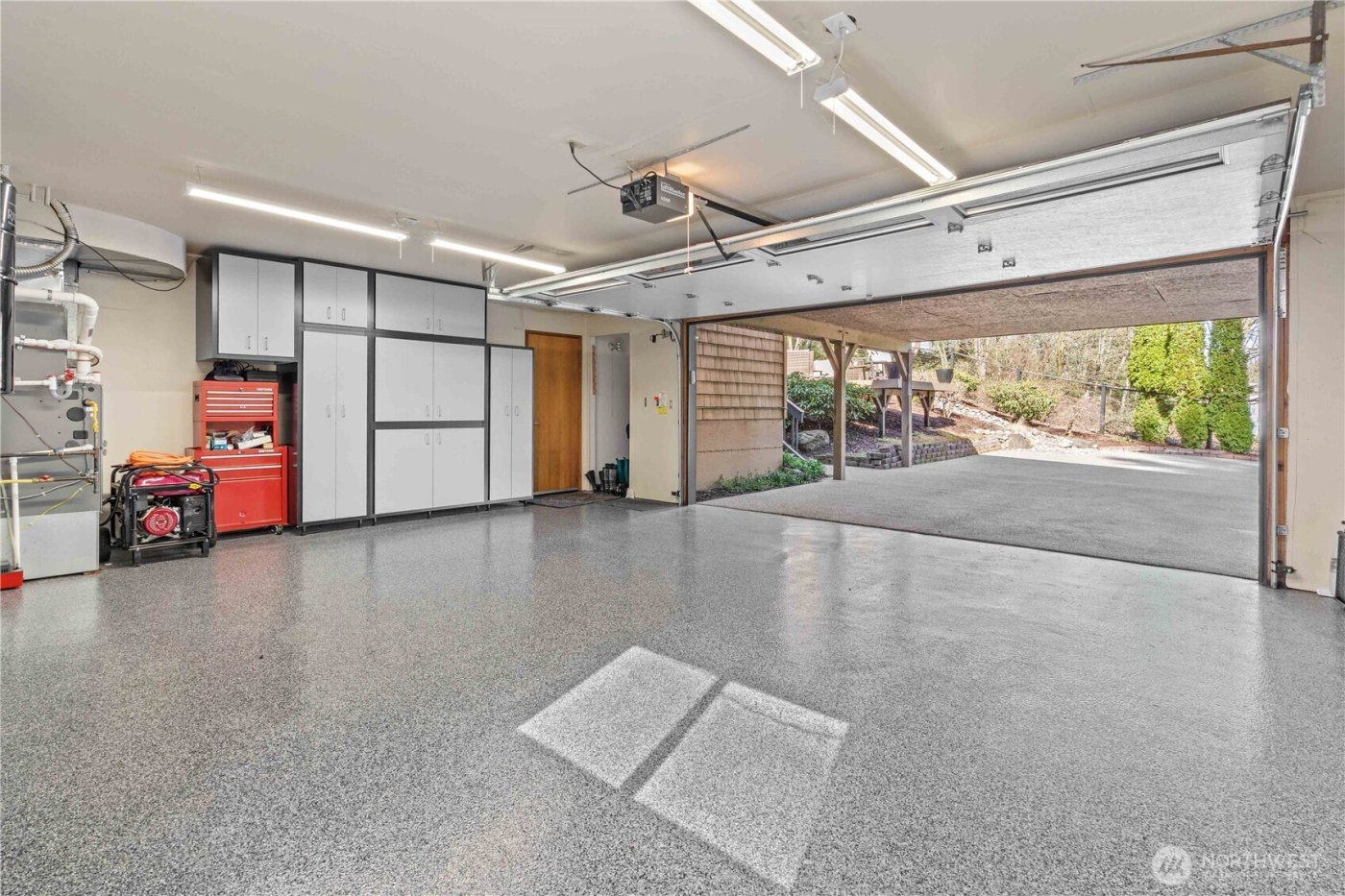 5412 175th Avenue Ct E, Lake Tapps, WA 98391