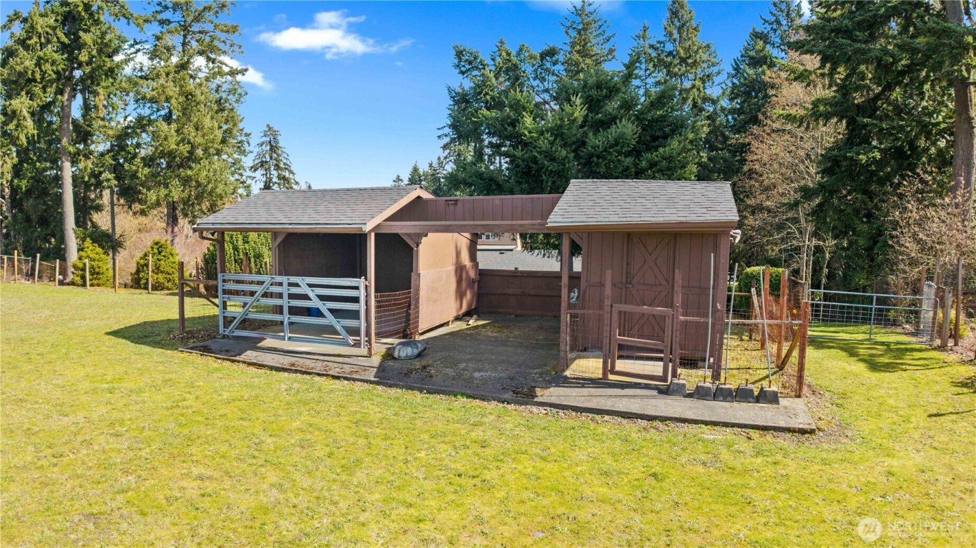 5412 175th Avenue Ct E, Lake Tapps, WA 98391