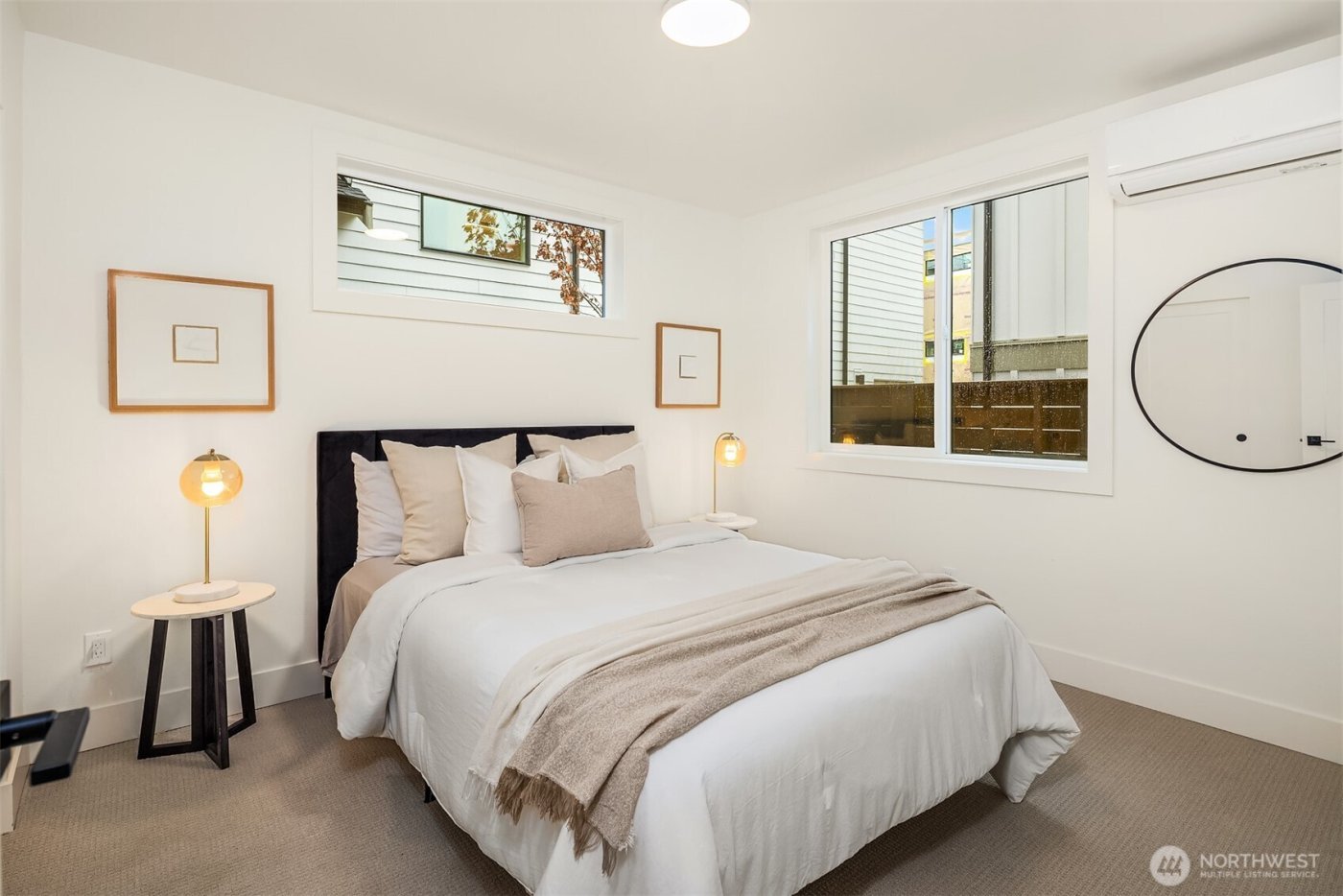 4406 1st Avenue NE, Seattle, WA 98105