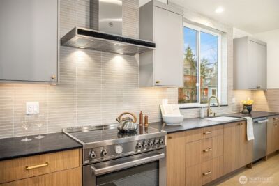 4406 1st Avenue NE, Seattle, WA 98105 - Photo 15