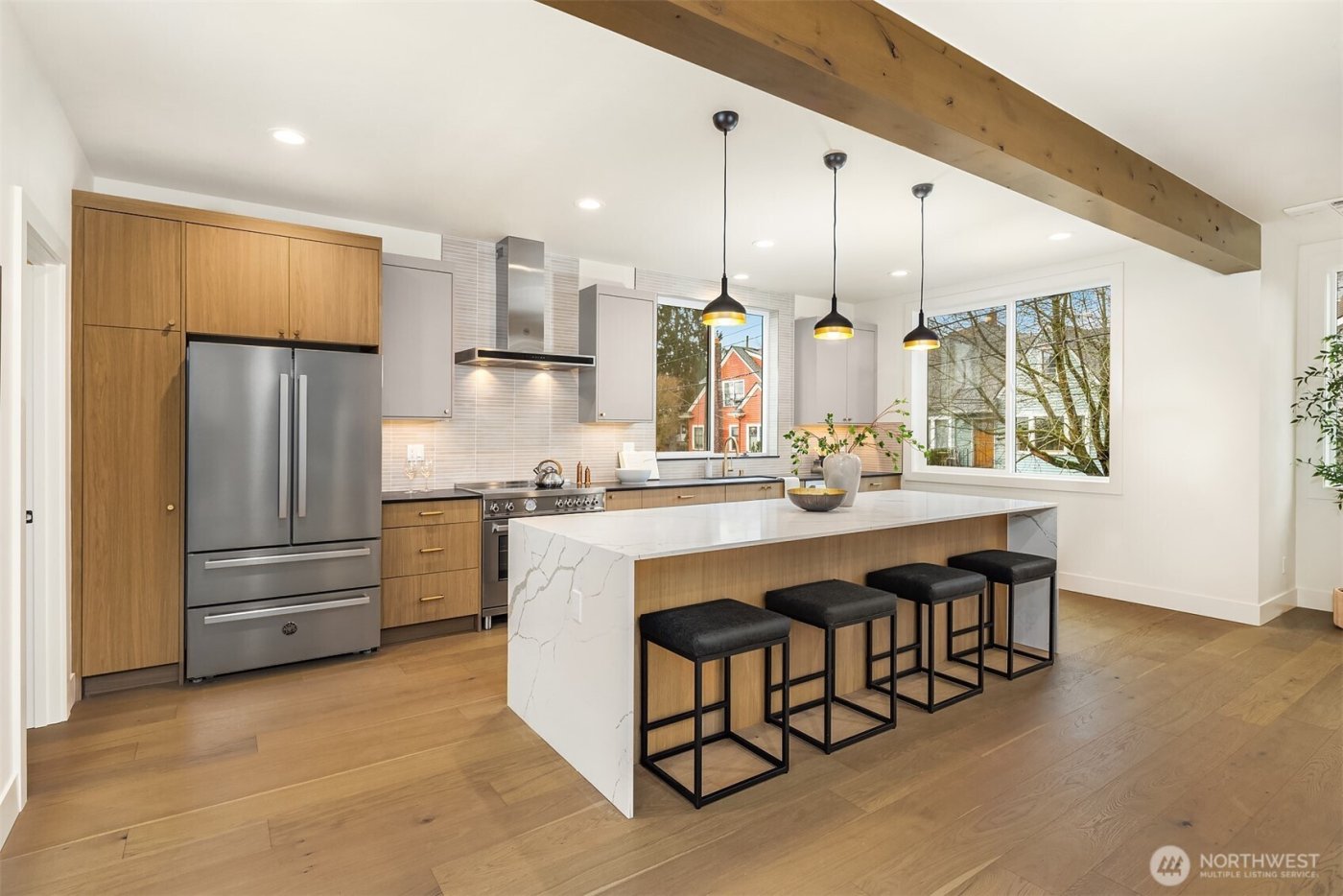 4406 1st Avenue NE, Seattle, WA 98105