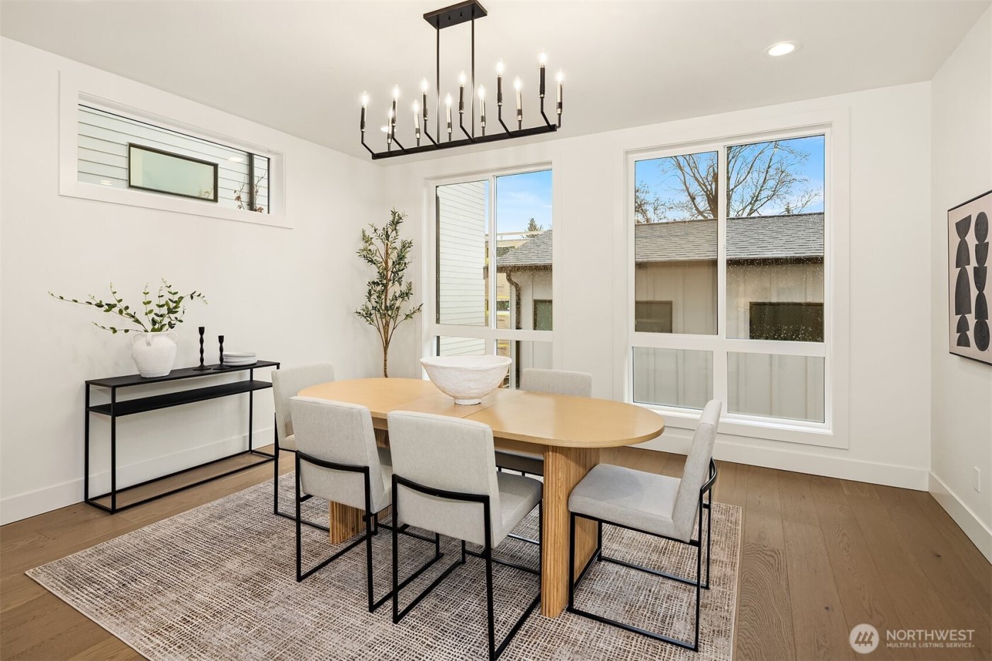 4406 1st Avenue NE, Seattle, WA 98105