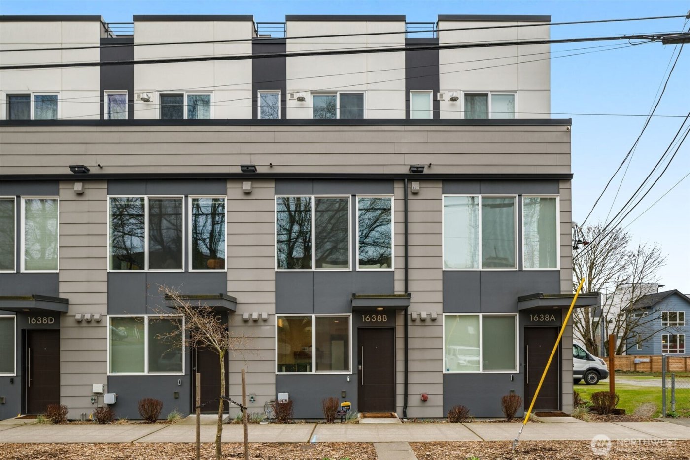 1638 20th Avenue #B, Seattle, WA 98122