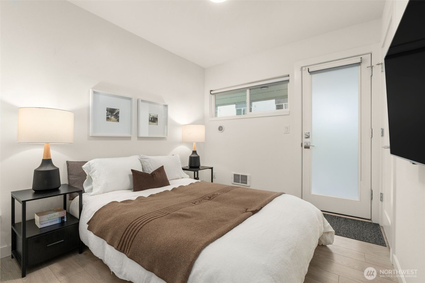 1638 20th Avenue #B, Seattle, WA 98122