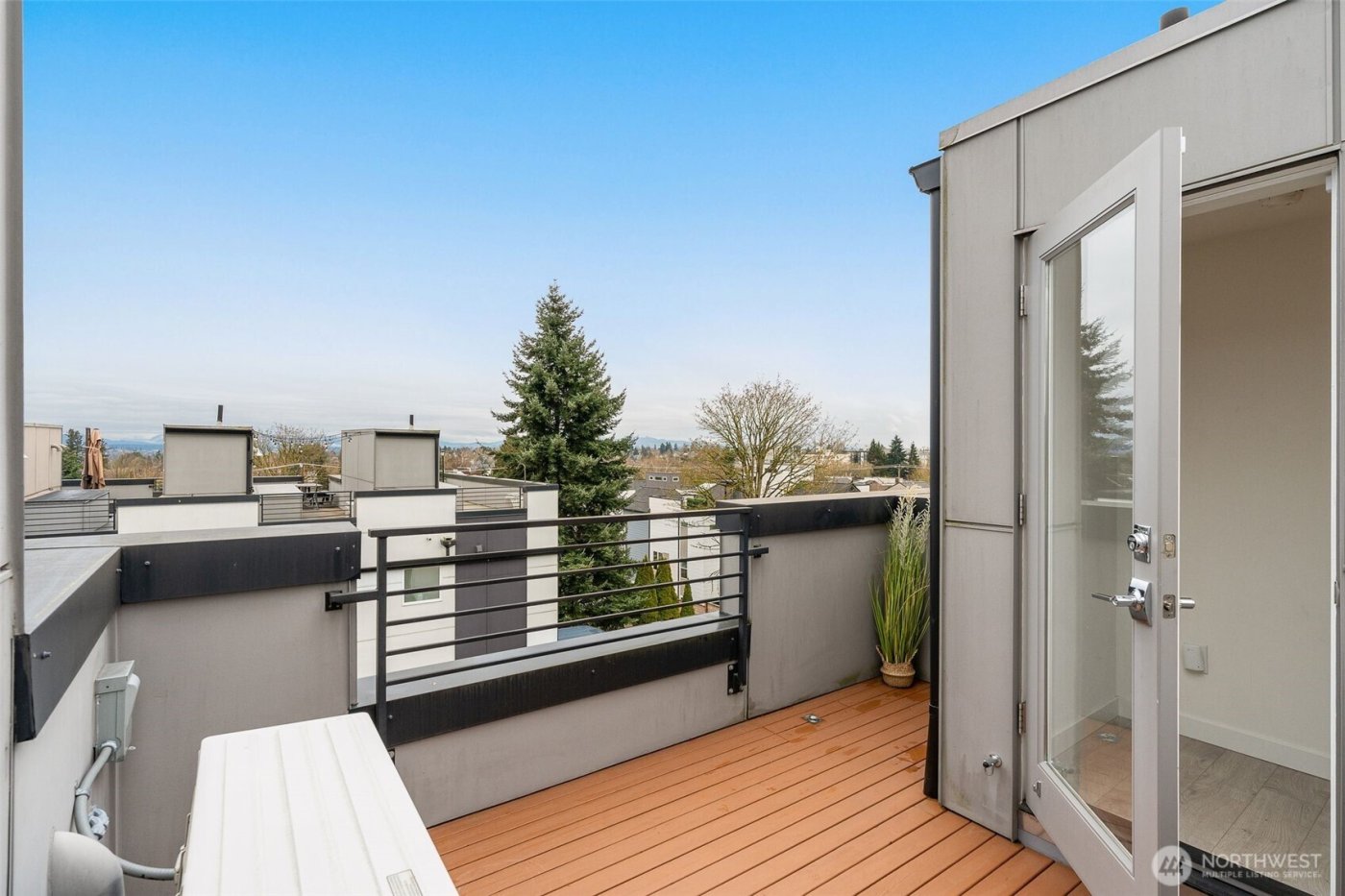 1638 20th Avenue #B, Seattle, WA 98122