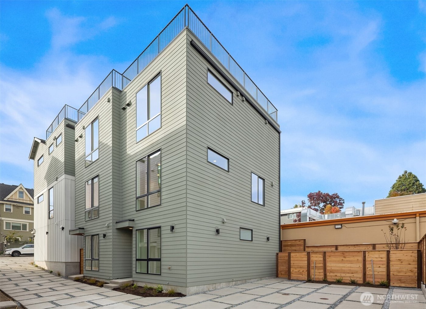 4418 1st Avenue NE #A, Seattle, WA 98105