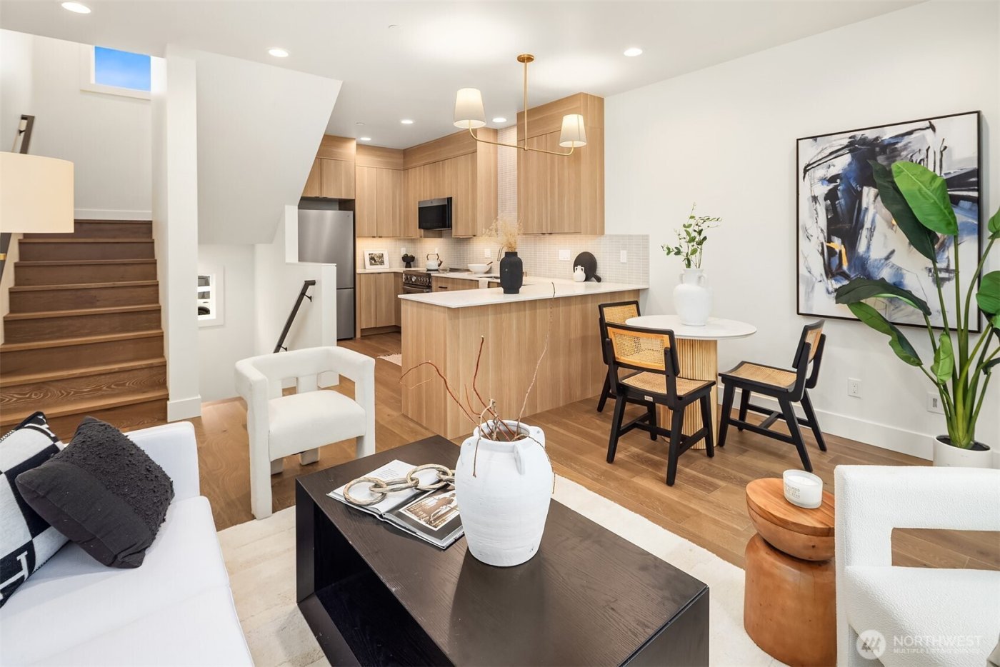 4418 1st Avenue NE #A, Seattle, WA 98105