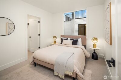 4406 1st Avenue NE, Seattle, WA 98105 - Photo 17