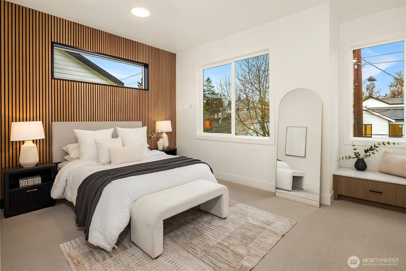 4406 1st Avenue NE, Seattle, WA 98105