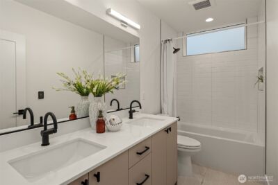 4406 1st Avenue NE, Seattle, WA 98105 - Photo 27