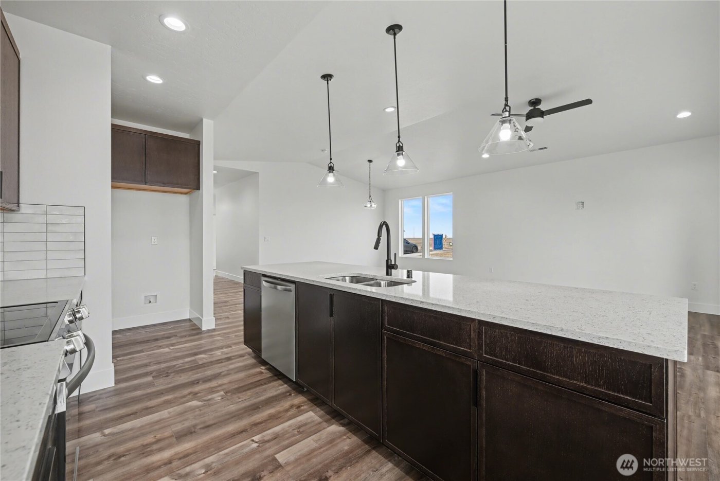 1252 13th Avenue , Othello, WA 99344