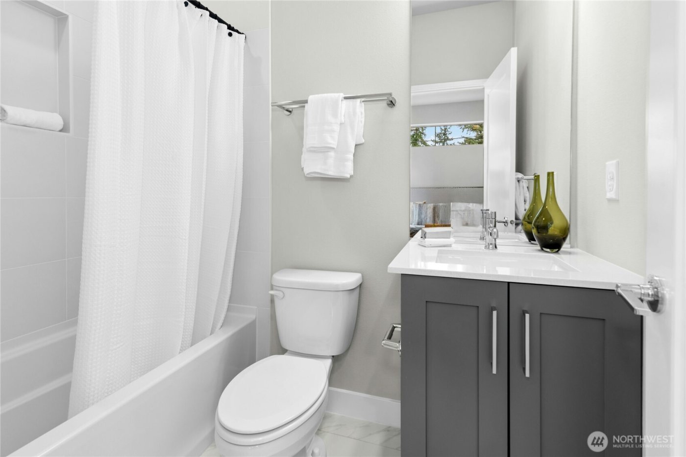 11416 117th Lane NE #E004, Kirkland, WA 98034