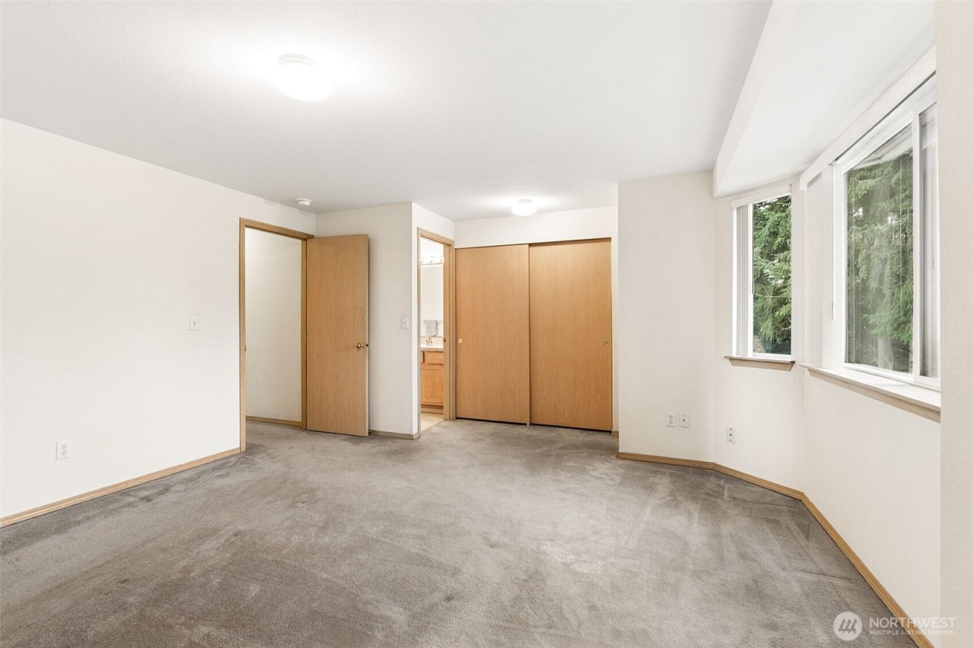 10435 3rd Avenue SW, Seattle, WA 98146