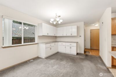 10435 3rd Avenue SW, Seattle, WA 98146 - Photo 7