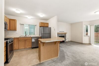 10435 3rd Avenue SW, Seattle, WA 98146 - Photo 3