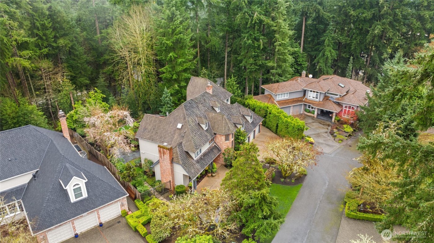 3240 126th Avenue NE, Bellevue, WA 98005