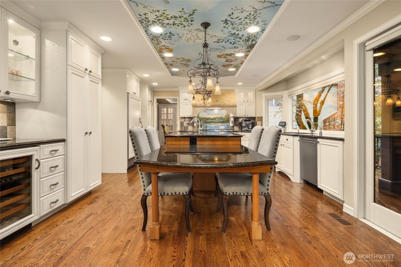 3240 126th Avenue NE, Bellevue, WA 98005