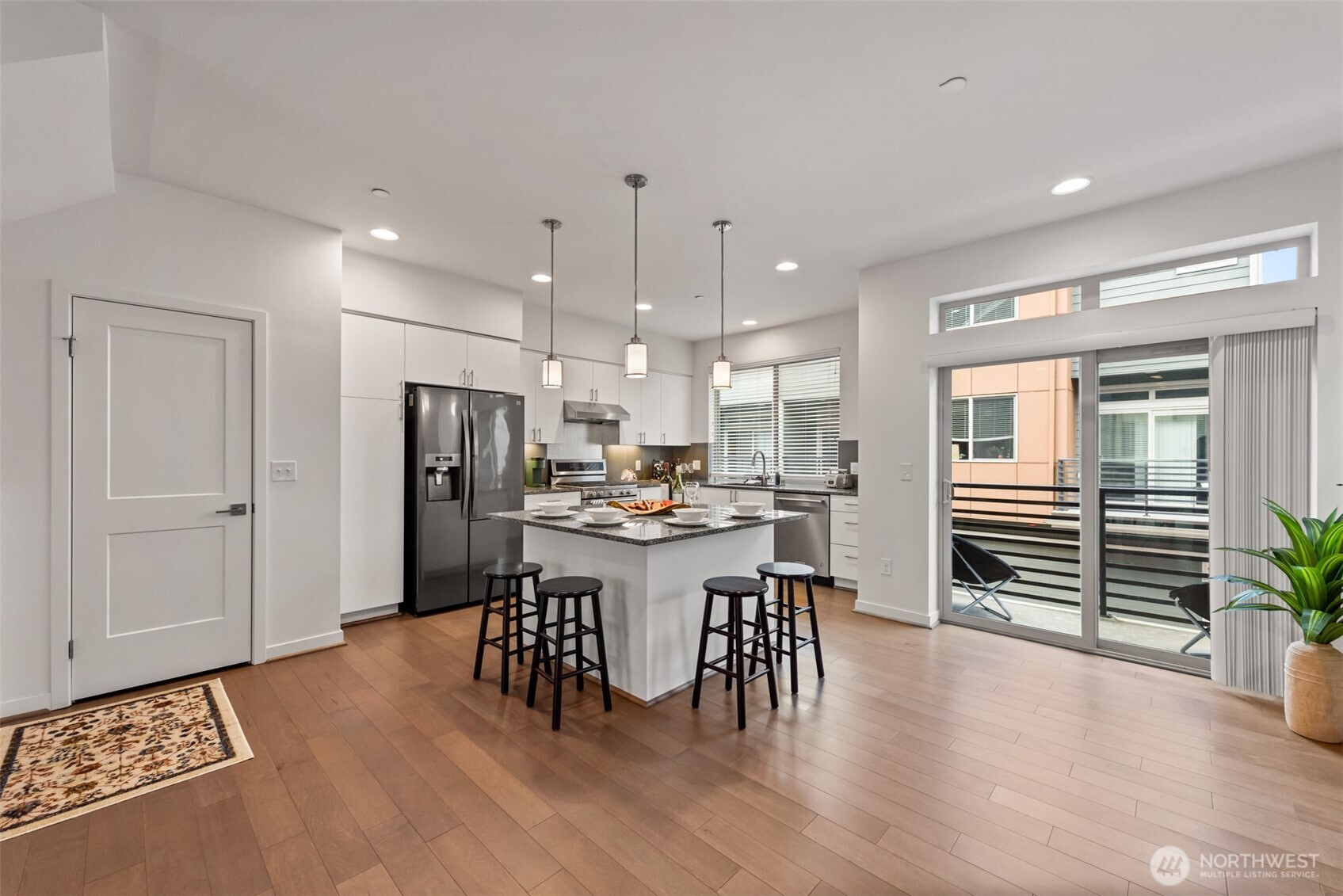 15729 NE 14th Aly , Bellevue, WA 98008