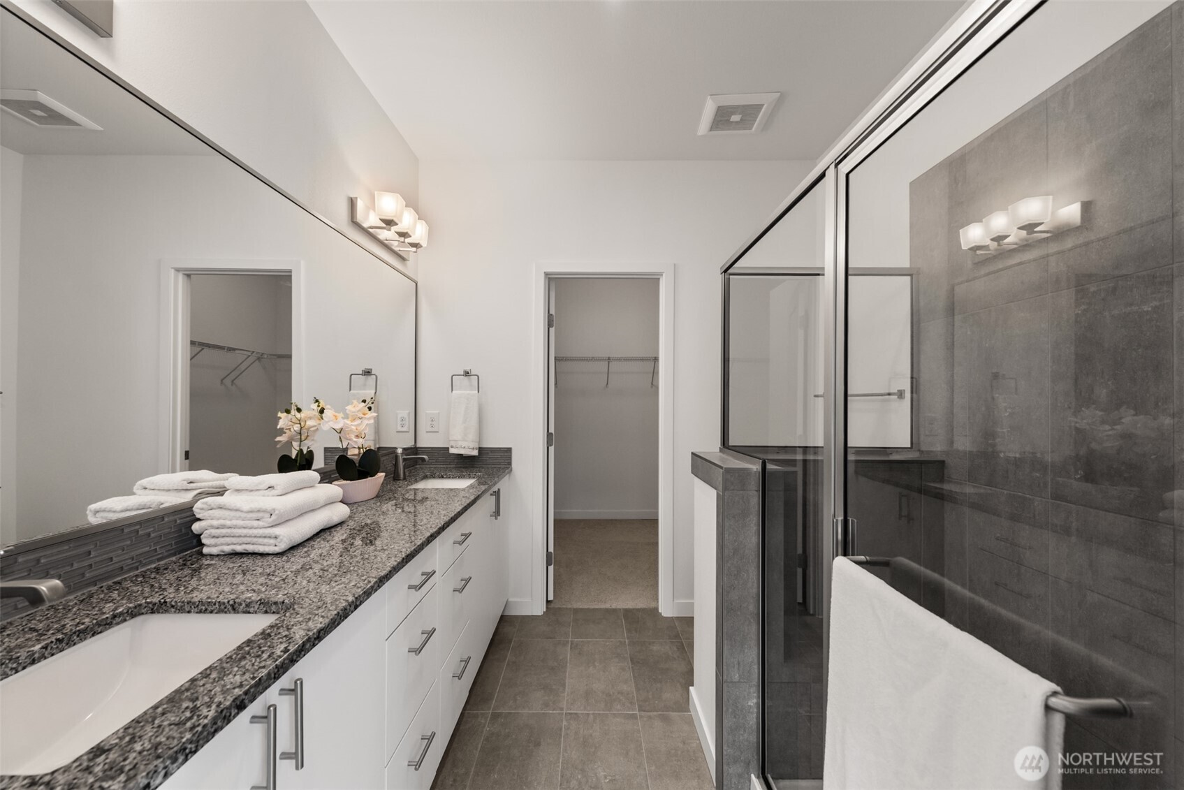 15729 NE 14th Aly , Bellevue, WA 98008