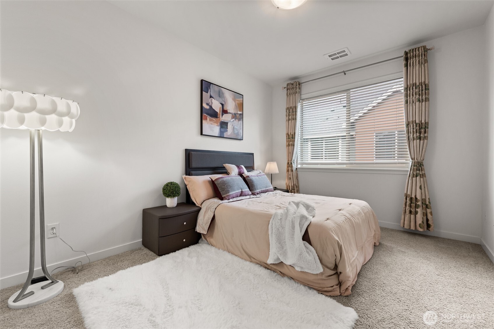 15729 NE 14th Aly , Bellevue, WA 98008