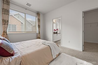 15729 NE 14th Aly , Bellevue, WA 98008 - Photo 21