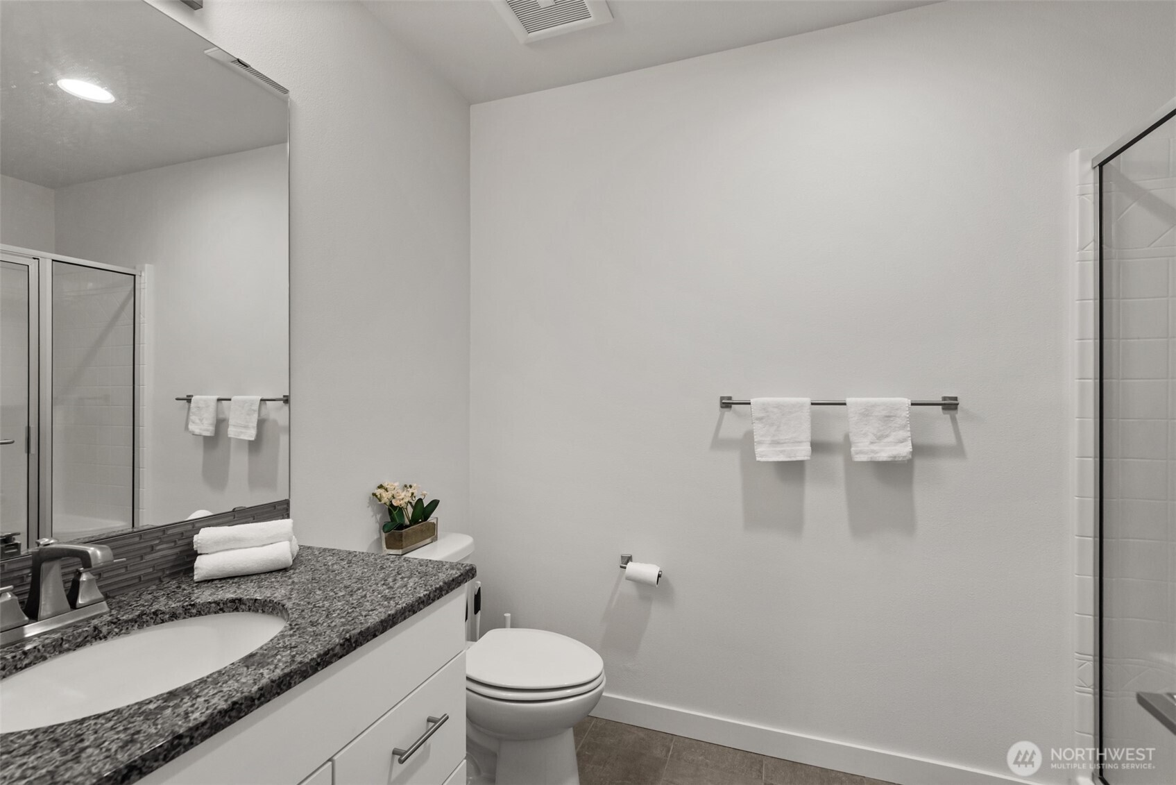 15729 NE 14th Aly , Bellevue, WA 98008