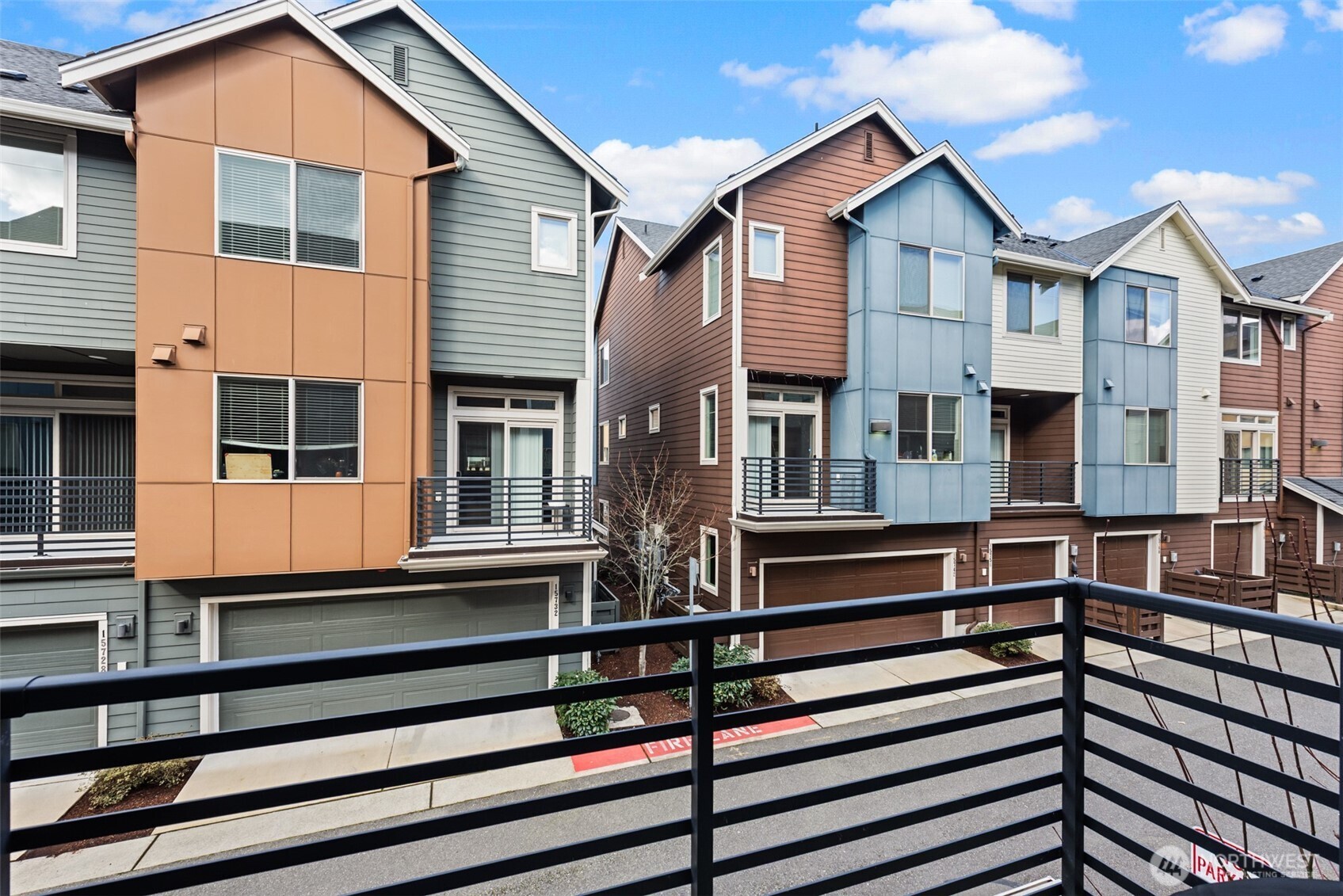 15729 NE 14th Aly , Bellevue, WA 98008