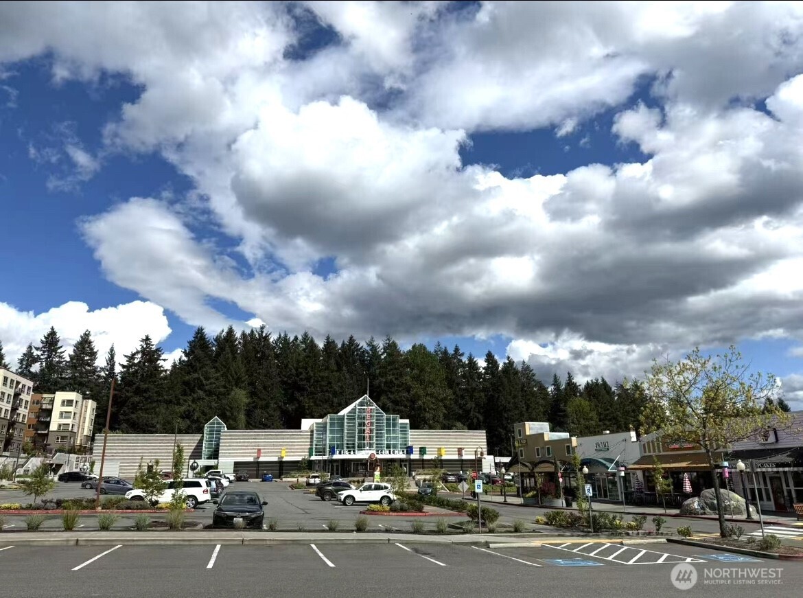 15729 NE 14th Aly , Bellevue, WA 98008